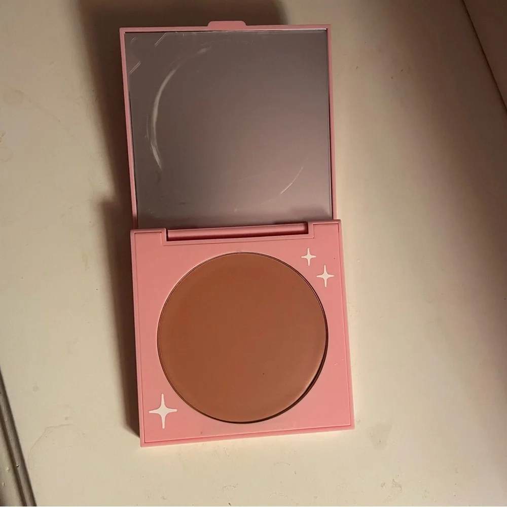 BRAND NEW Colourpop “Pretty Toasty” cream matte blush
